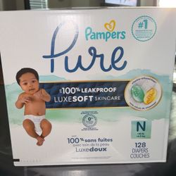 New born diapers
