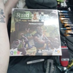 Raid And Trade Board Game 