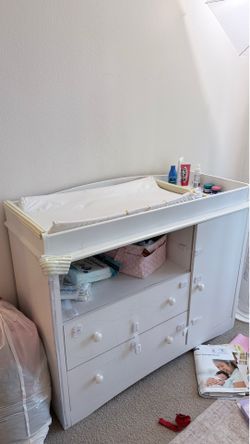 Diaper station