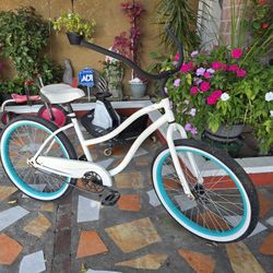 24" Huffy Woman's Beach Cruiser 