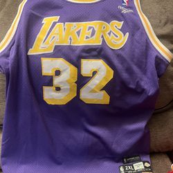 Vintage Lakers Johnson jersey