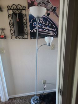 2 Lights Standing Lamp