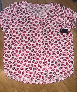 Torrid shirt