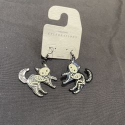  NEW Aluminum Cat Earrings.