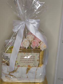 ✨ Faith & Encouragement Gift Basket ✨