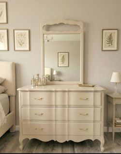 Refinished Dixie french provincial dresser with mirror.