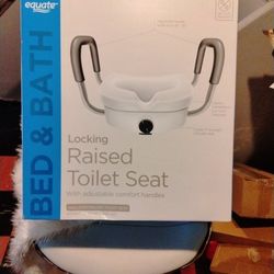 Raised Toilet Seat 