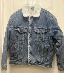 Vintage Levi Sherpa Lined Denim Trucker Jean Jacket 