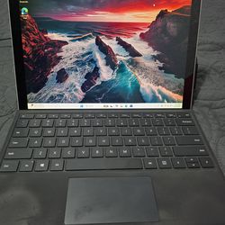 Powerful Microsoft Surface Pro 1796. Has Windows 11 Pro, 8GB RAM, and 256GB SSD. Comes with free detachable keyboard. Great for work or school.
💯💯$1
