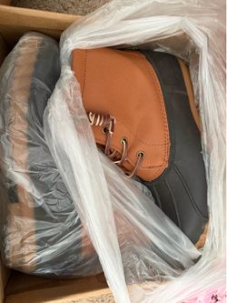 Woman’s snow boots
