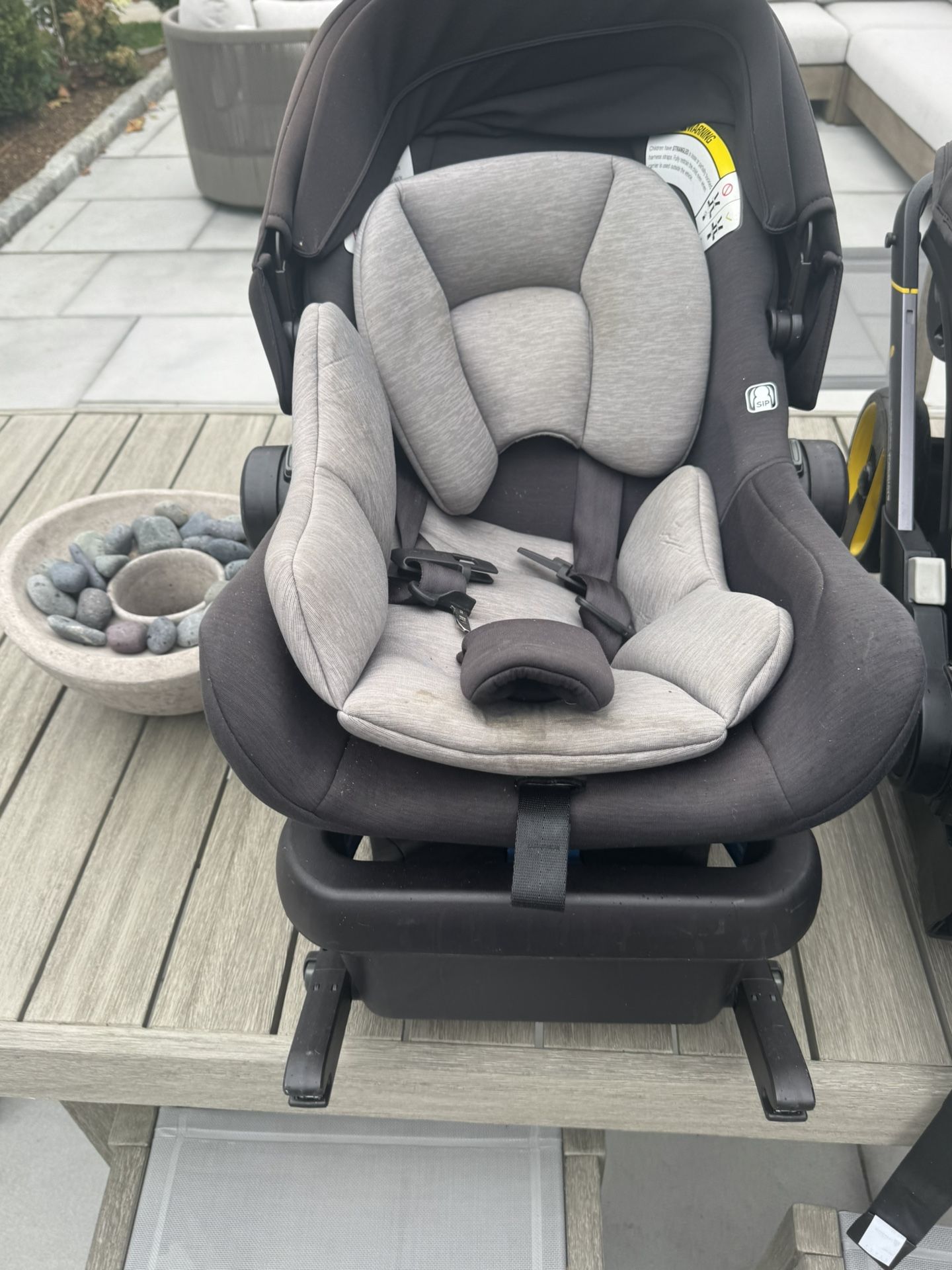 Nuna Infant Car Seat
