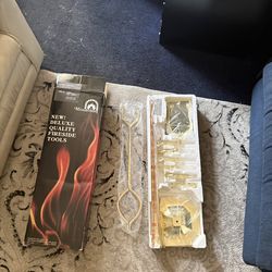 Minuteman gold fireplace set