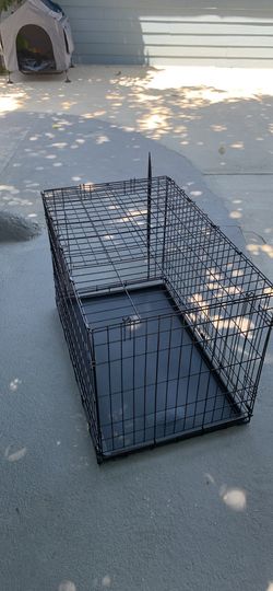 Dog crate