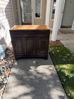 Free vanity