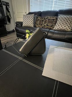 Simple Side Black Bag
