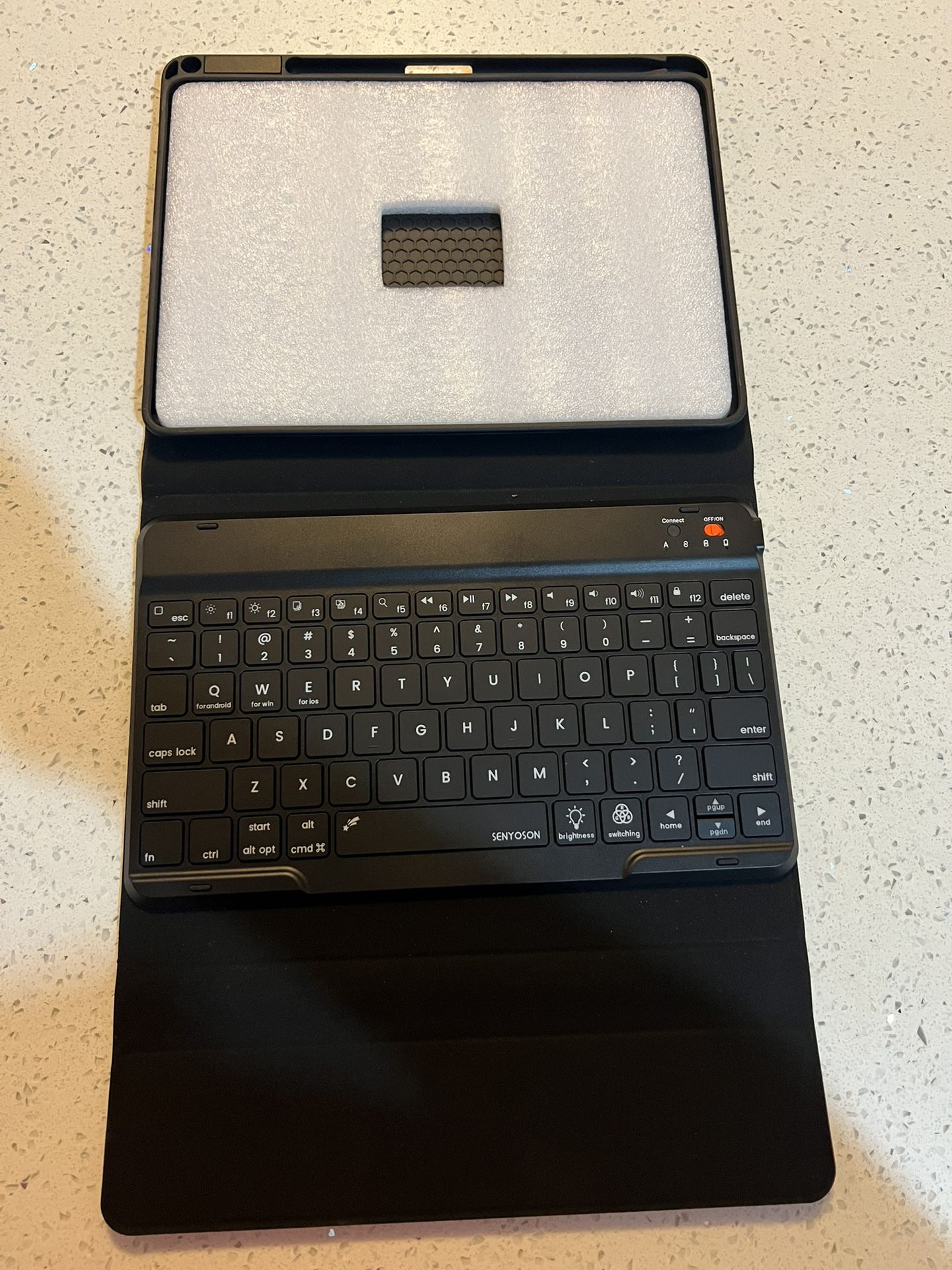 Keyboard Case for iPad “9.7”