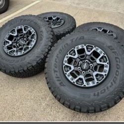 2026 Ford F150 Raptor R Wheels And Tires Bfgoodrich Ko2 37x12.50 R17 $2600