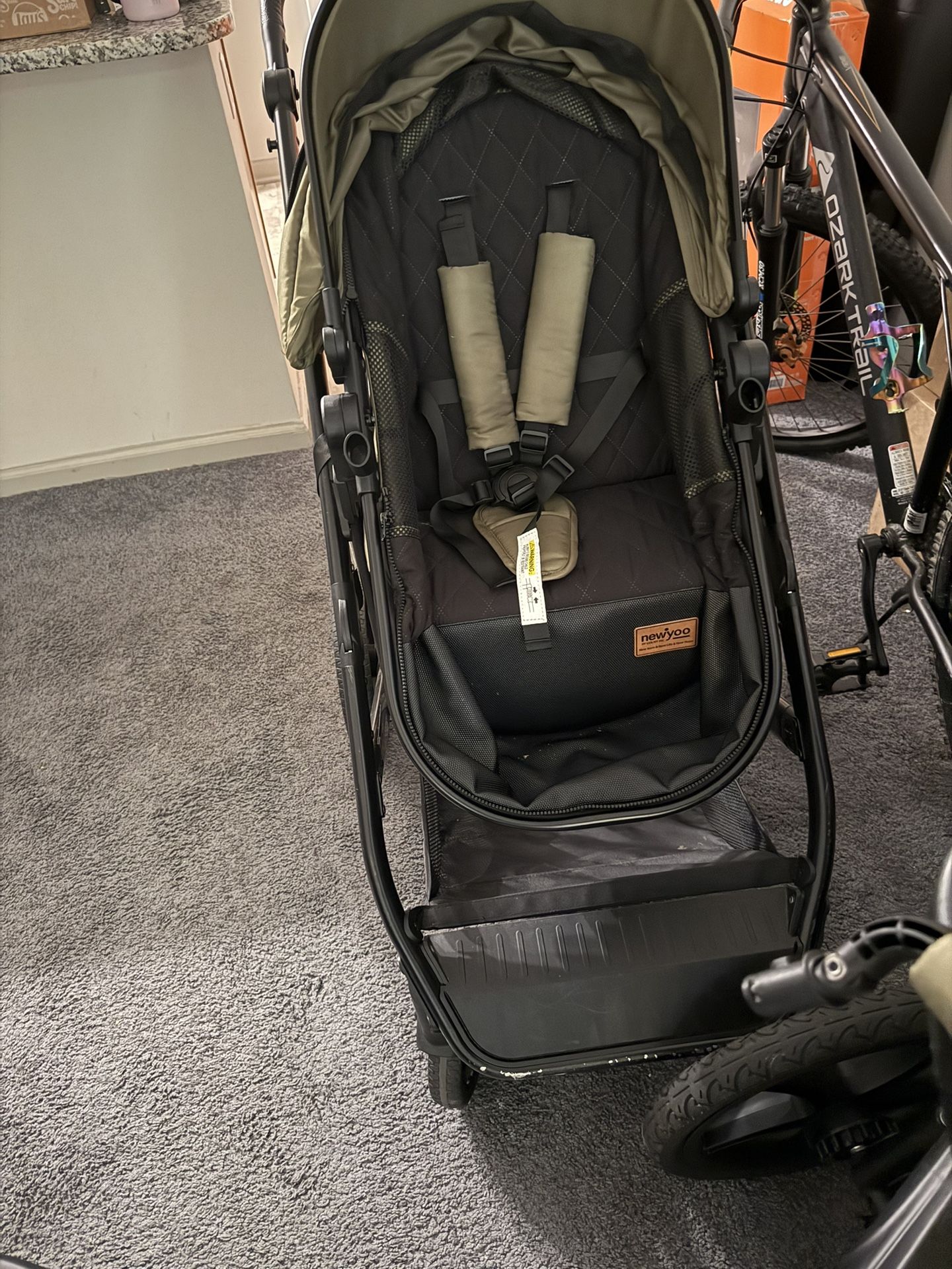 BABY STROLLER 