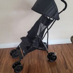Kolcaft Cloud Umbrella Stroller, Brand New ( Price Firm!)
