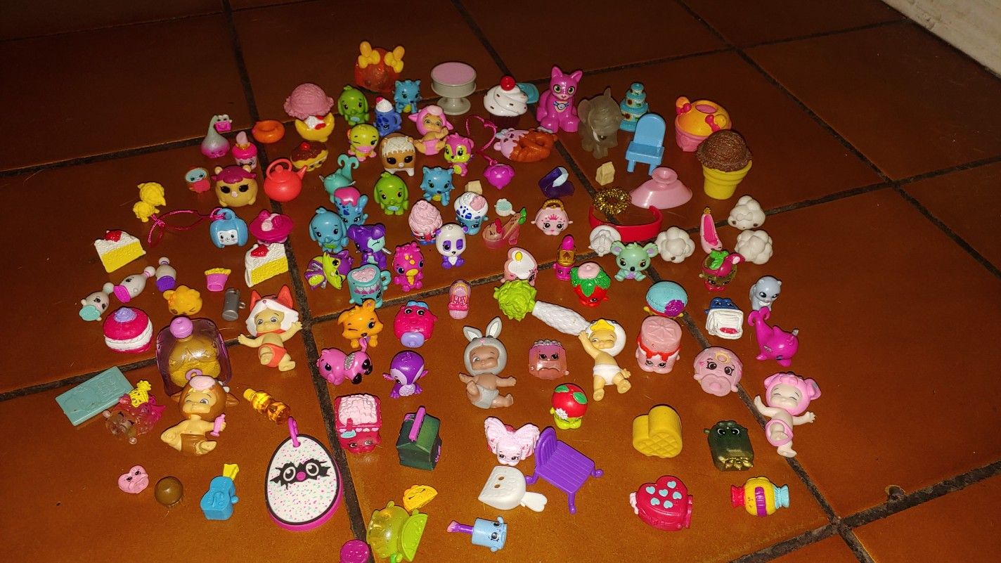 Hatchimals CollEGGtibles app. 50 ?