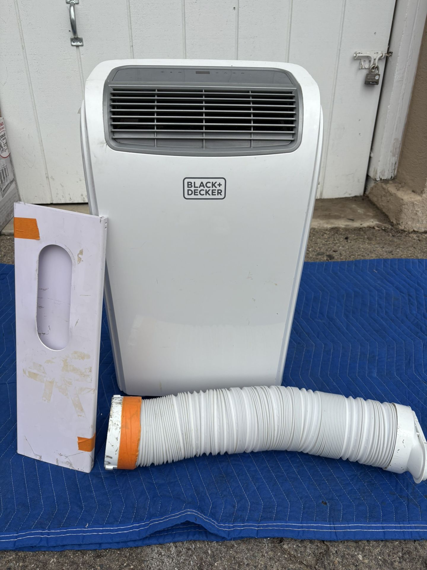 BLACK+DECKER Portable Air Conditioner.