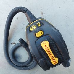 Vacuum cleaner