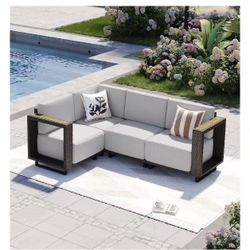 new,4 pieces outdoor patio set （ already Assembled 