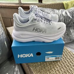 Size 8 HOKA Bondi 9 women's running shoes