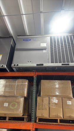 Carrier 10 Ton rooftop Package unit
