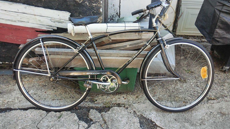 1966 SCHWINN SPEEDSTER !!!!!!!!Rare And All Original . It's A Cool Bike . 