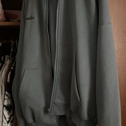 COMFRT GREYISH BLUE M ZIP UP