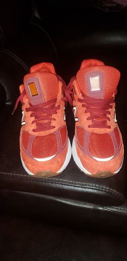 Air Jordan 1 "Bubble Gum" (10) And New Balance 990 "Red Orange" (8.5)