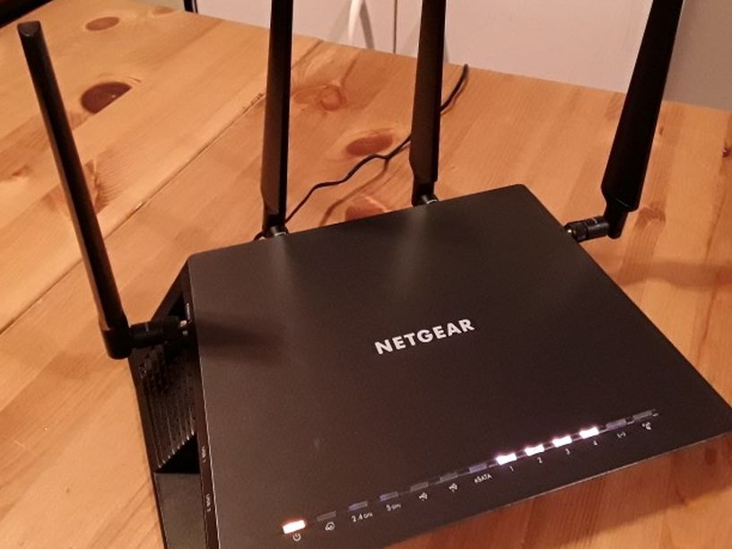 NETGEAR R7500 Nighthawk X4 AC2350 Dual Band WiFi Router - RETAIL $200