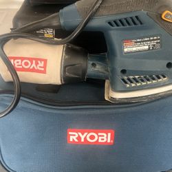 RYOBI Finishing Sander