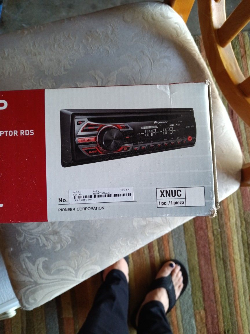 STILL NEW IEW IN BOX NEVER USED PIONEER STEREO