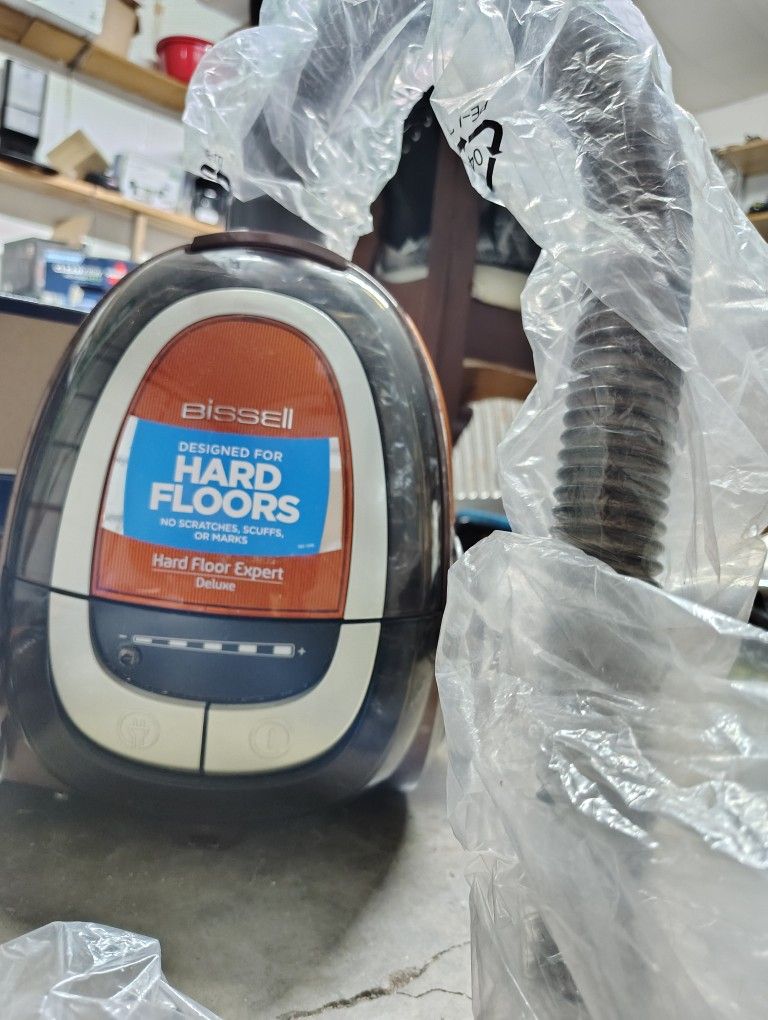 Bissell Hard Floor Expert Vacuum Cleaner Aspirateur Model 1161
