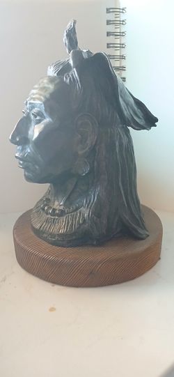 Bronze bust of native american man