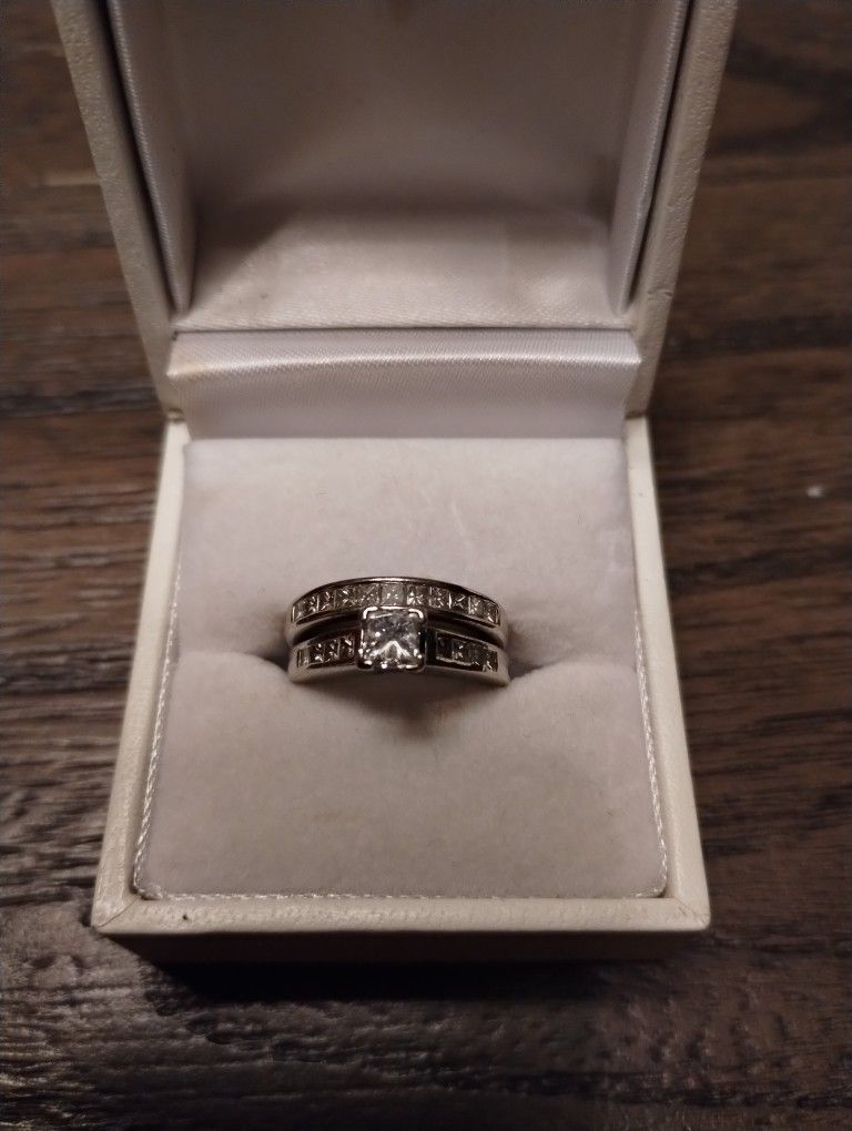Wedding Band Set. Diamond Engagement Ring 14k White Gold