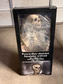 💀 5-Foot Pose-N-Stay Skeleton – Like New in Box Halloween Decoration Yard Prop