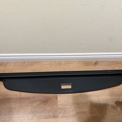 Cargo cover for 2018 Jeep Grand Cherokee