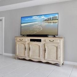 TV Stand/storage dresser