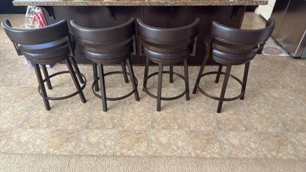Madrid Counter Height Stool In Auburn & Brown, Swivel