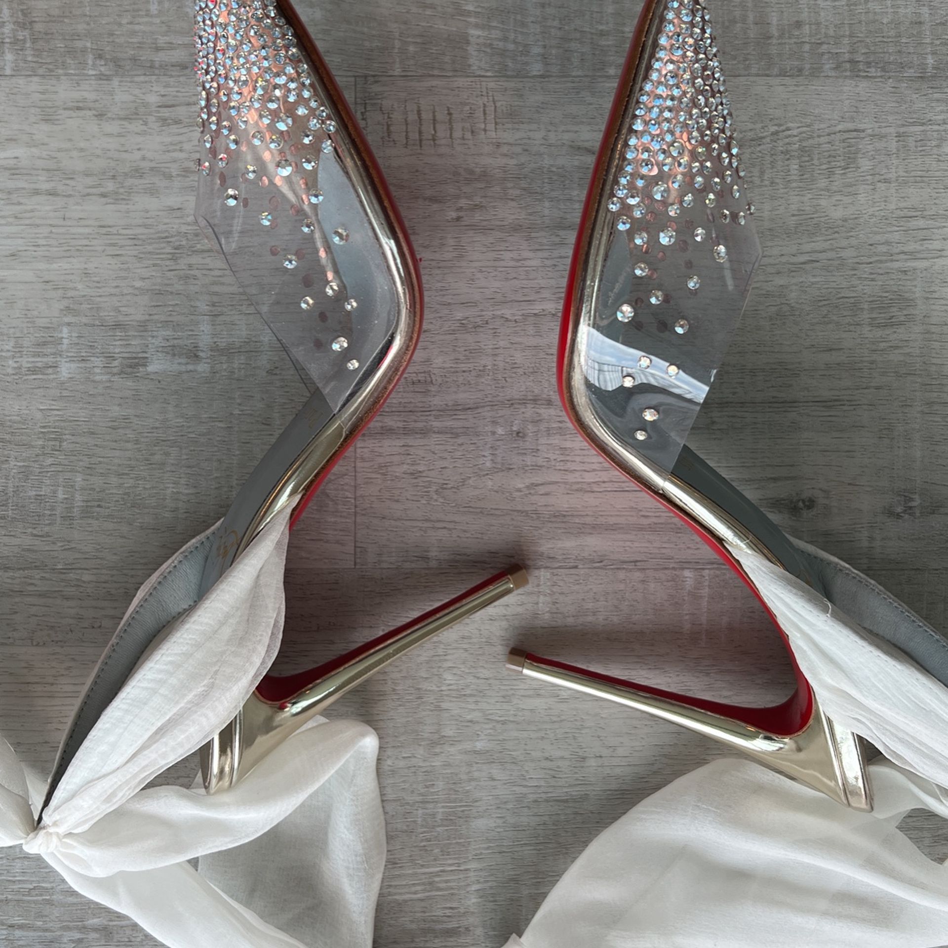 Brand new Louboutin Miragirl 100 PVC for Sale in Peck Slip, NY