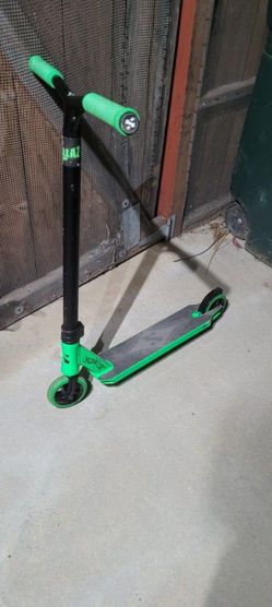 Sacrifice Flyte 100 Pro Scooter