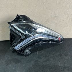 (287) 17-25 Cadillac Xt5 Left Headlight Head Light 2017 2018 2020 2019 2021 2022 2023 2024 2025