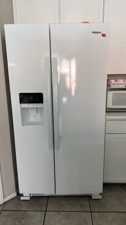 Whirlpool Side by side refrigerator