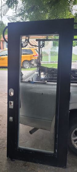 # puerta impacto 35 x77