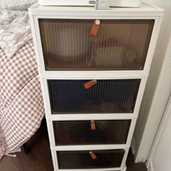 Stacking Container 