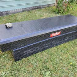 Pickup Truck Tool Box, has one Working key