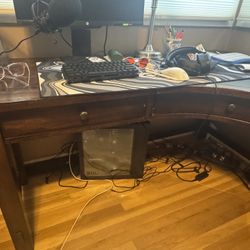 Corner Desk